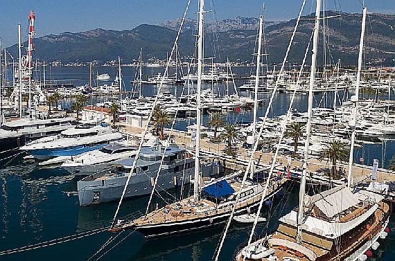  ©portomontenegro.com